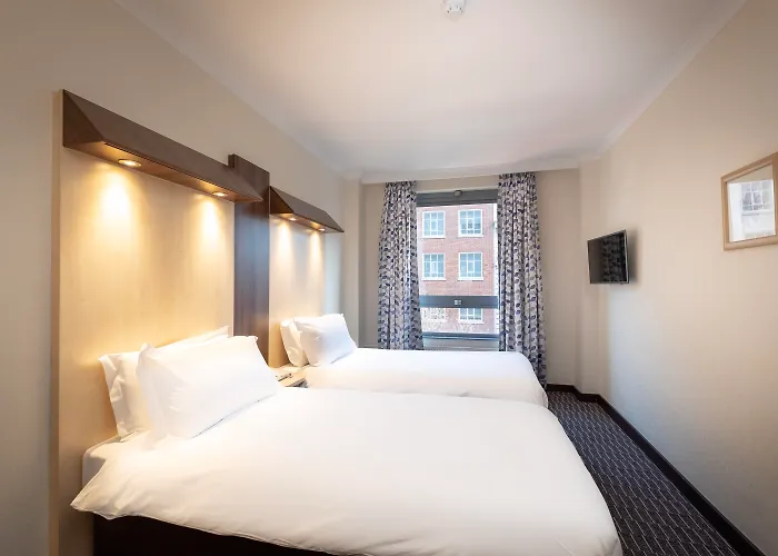 City Sleeper At Royal National Hotel Londres